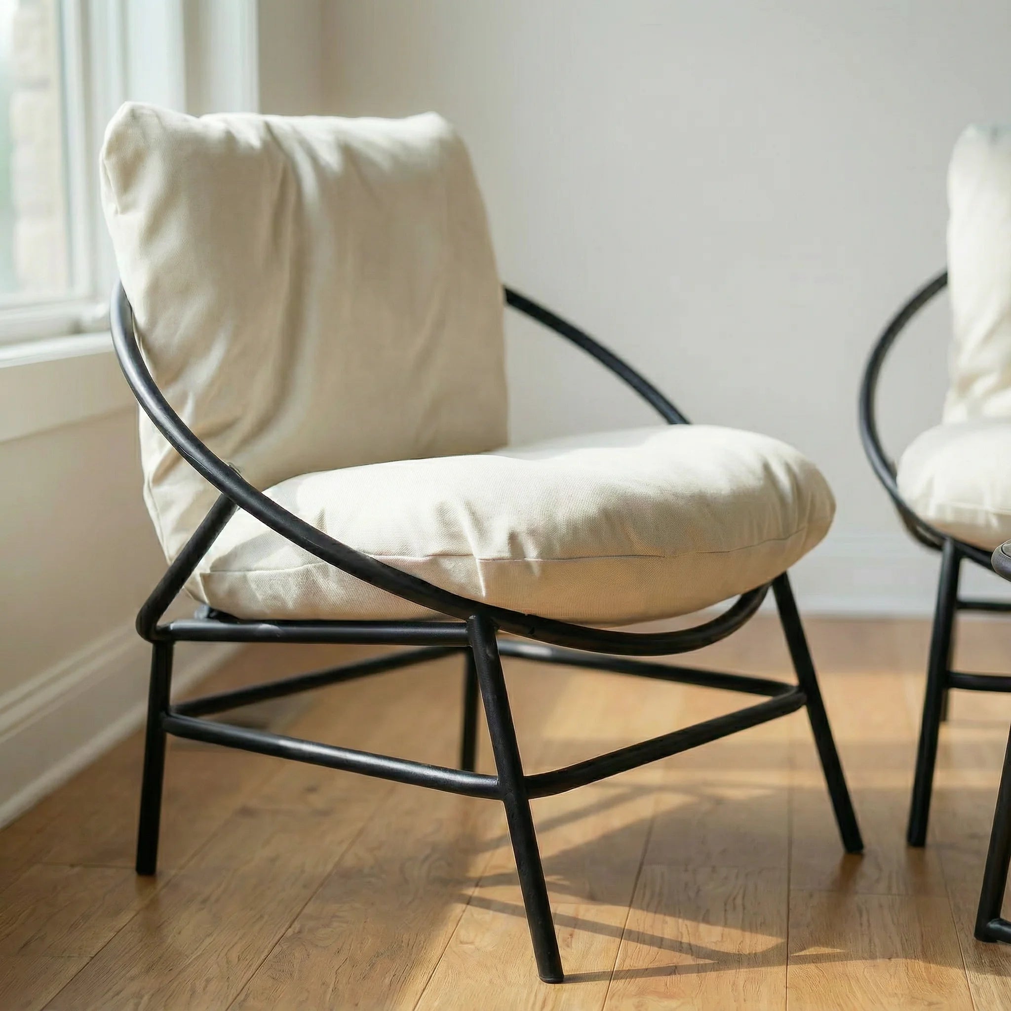 Liora Chair