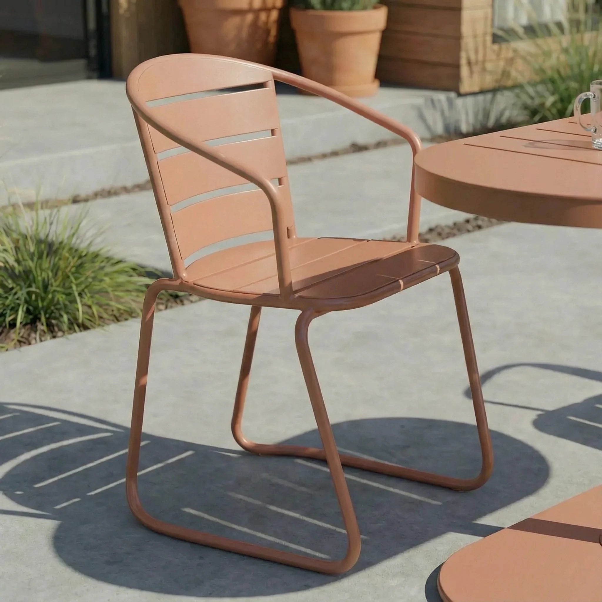 Ovia Chair